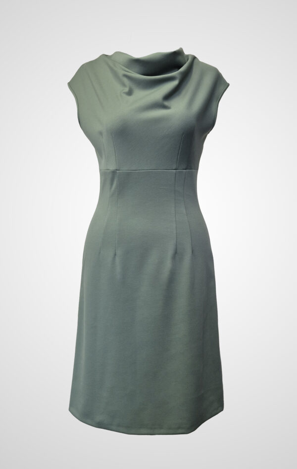 Mentha Dulcis — a refined empire silhouette in fresh mint green. Clean lines, soft drape, and sculpted simplicity in one timeless piece.