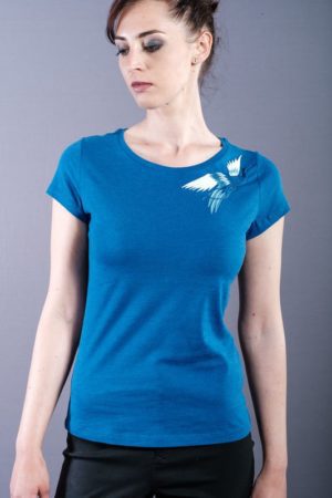 Blue T-shirt with blue bird symbole